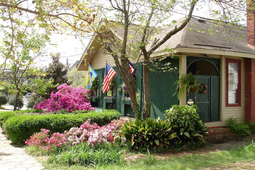 The Lattice Inn 몽고메리 외부 사진